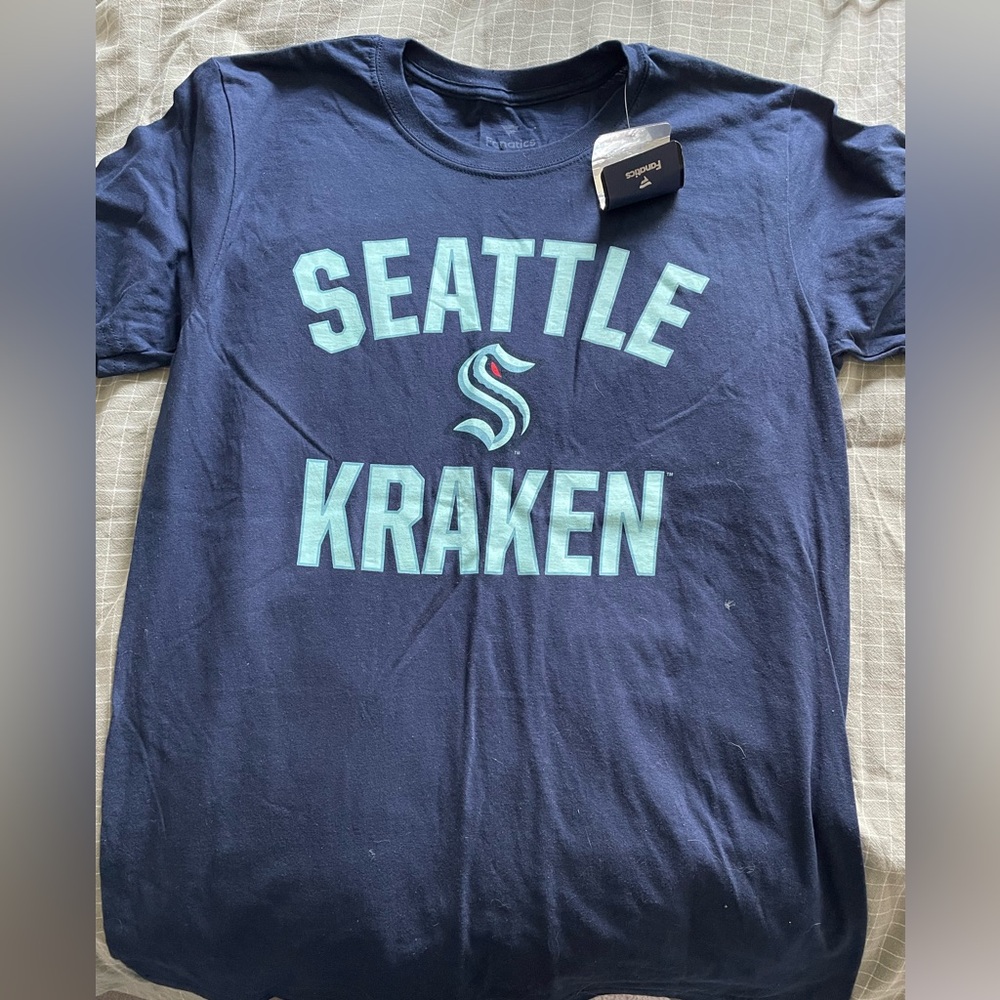 NWT Seattle Kraken Shirt